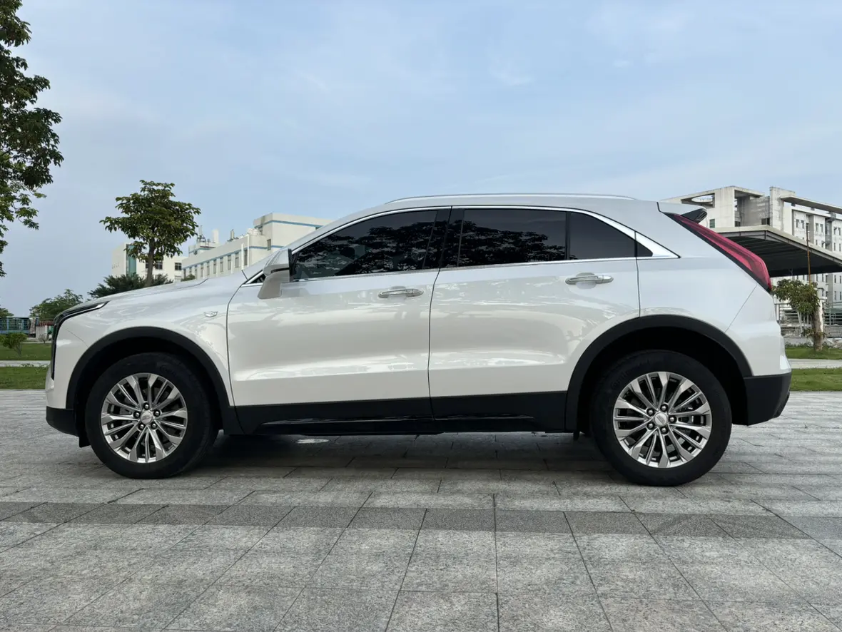 Cadillac XT4