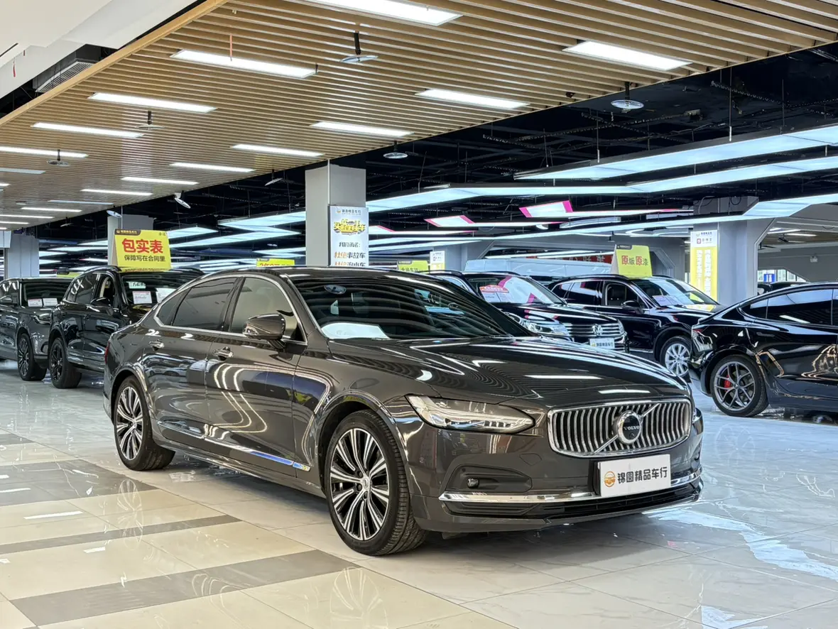 Volvo S90