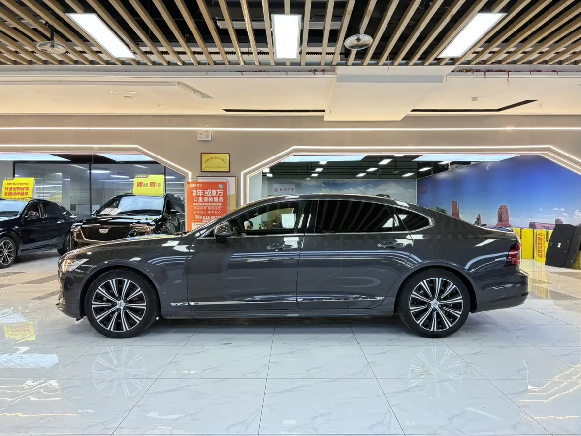 Volvo S90