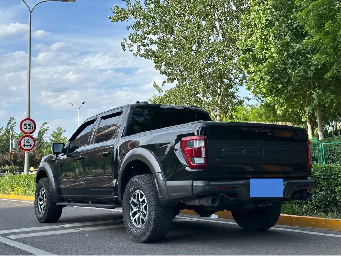 Ford F-150 Raptor