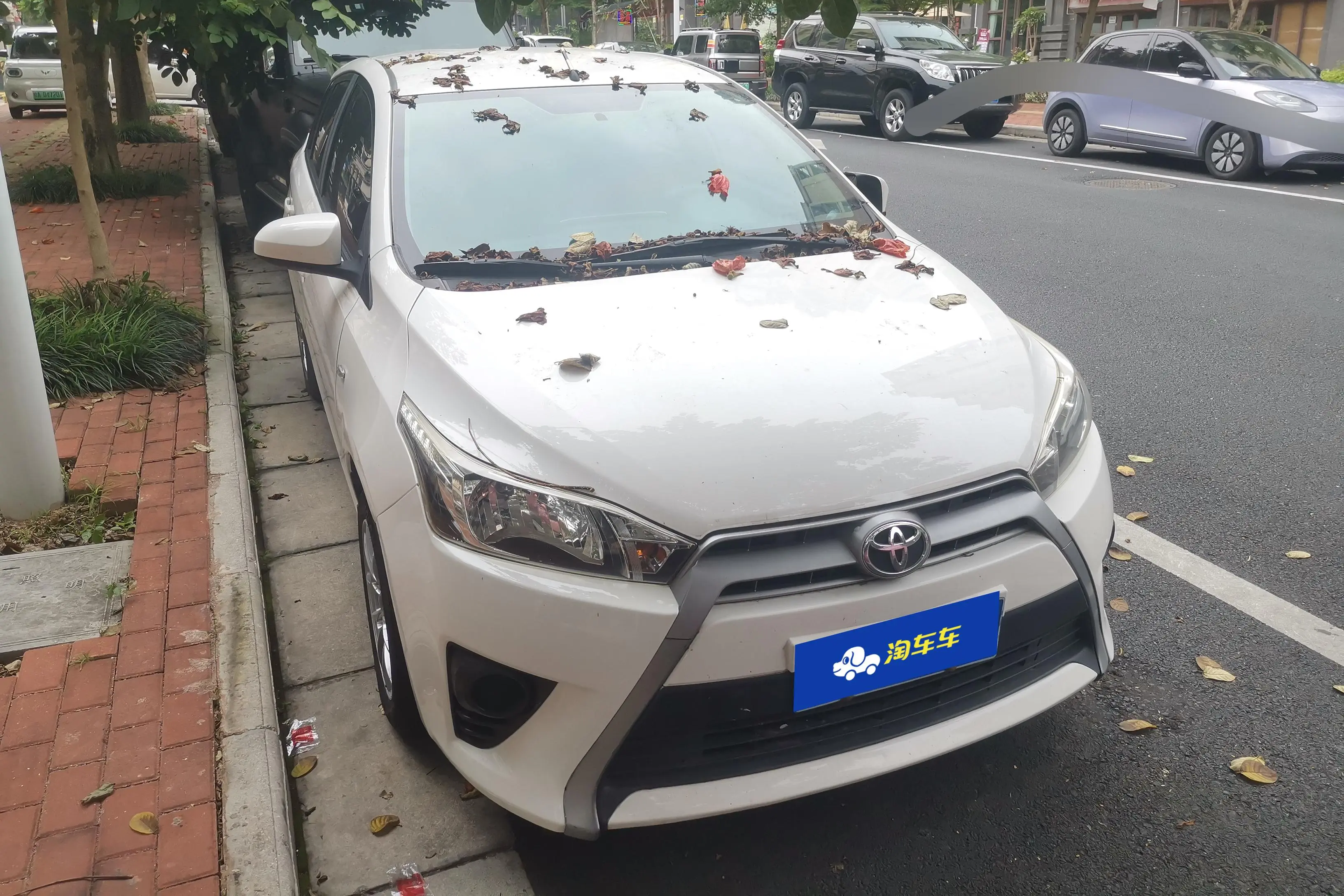 Toyota Yaris L