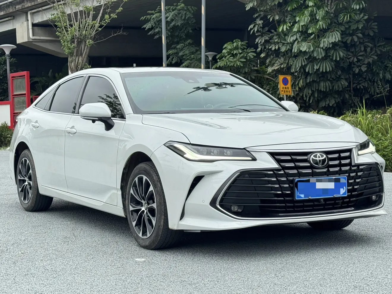 Toyota Avalon