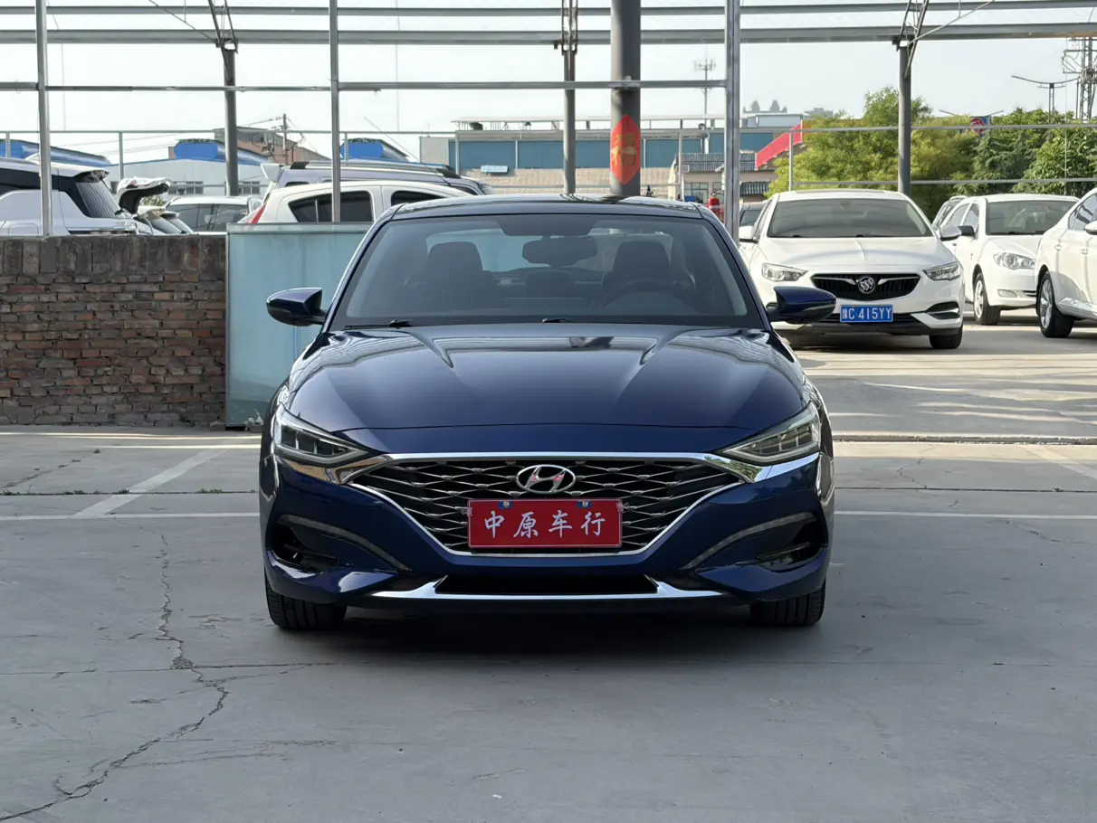 Hyundai Lafesta