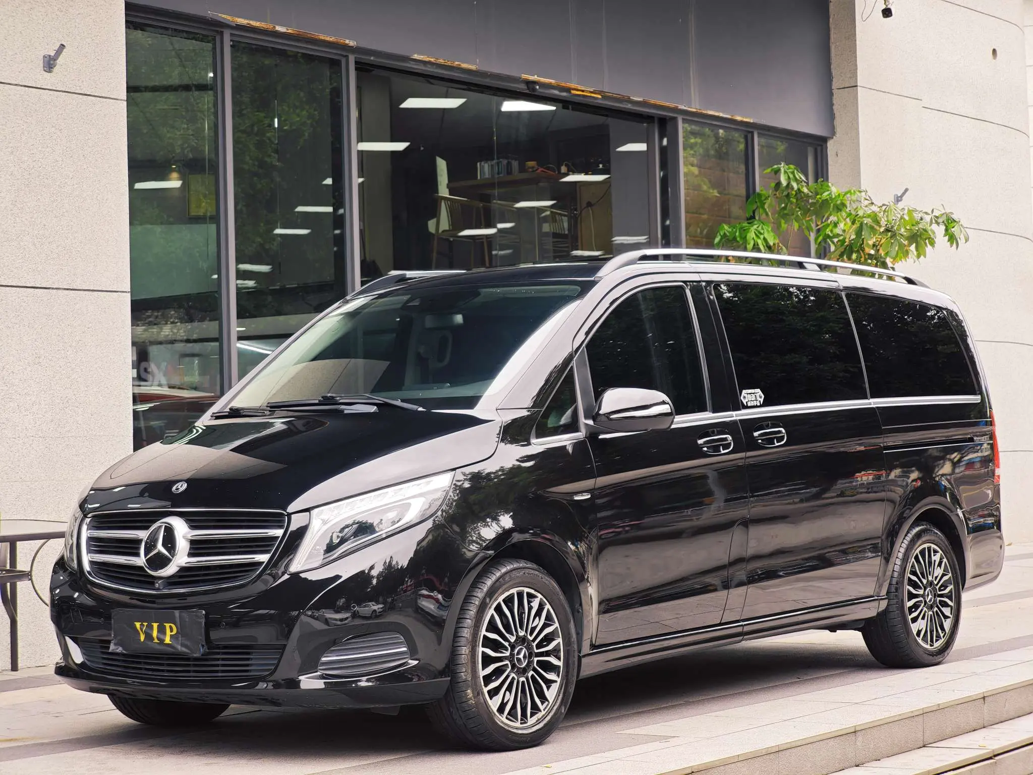 Mercedes-Benz Mercedes Benz V Class