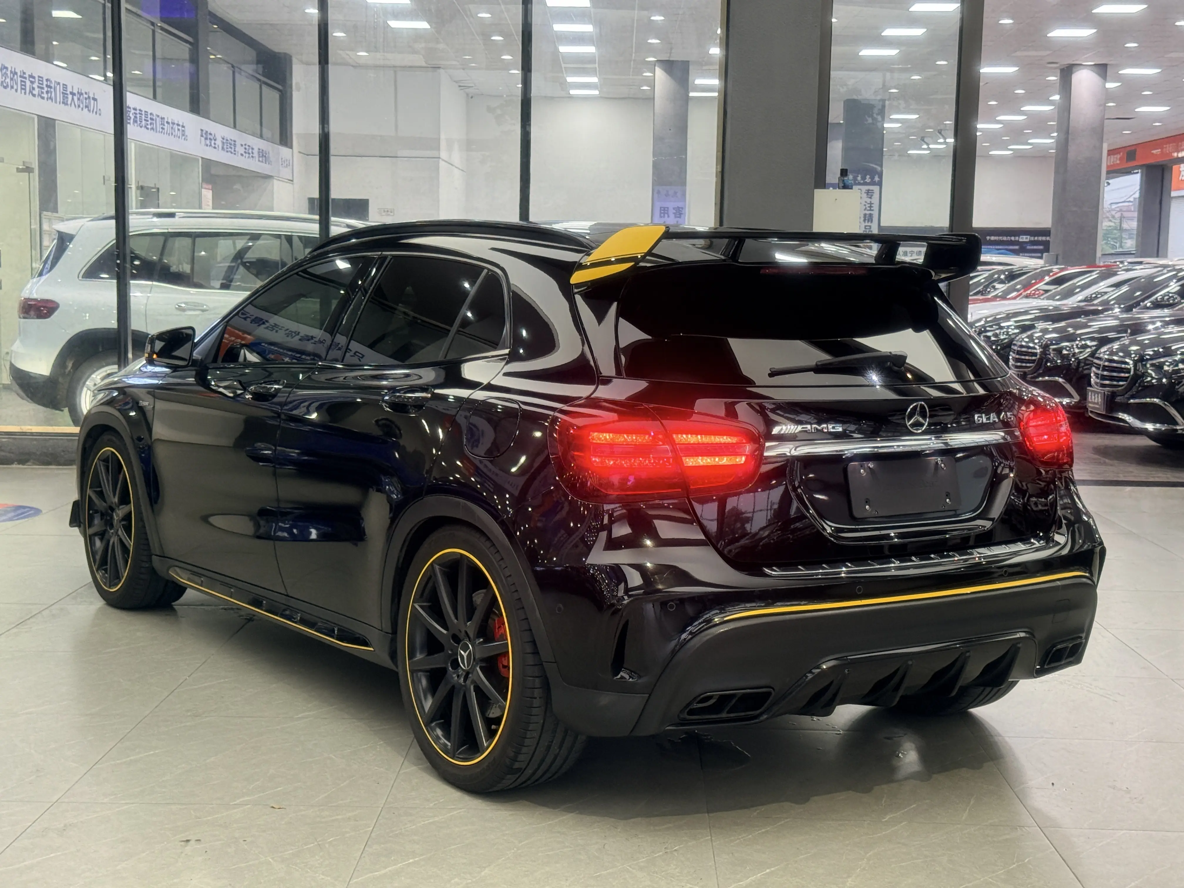 Mercedes-Benz GLA AMG