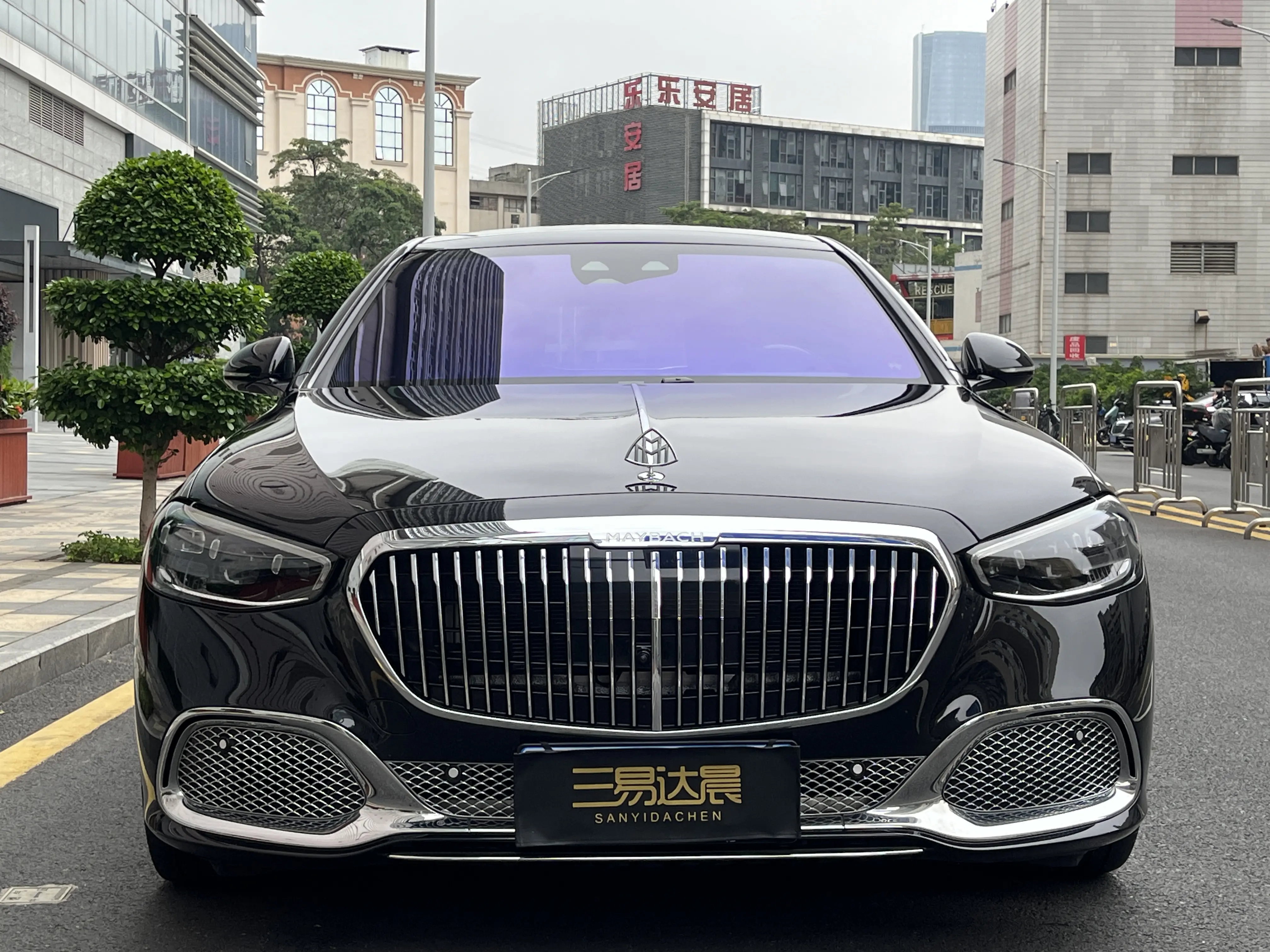 Mercedes-Benz Maybach S-Class