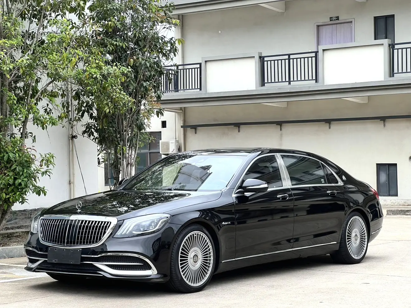 Mercedes-Benz Maybach S-Class