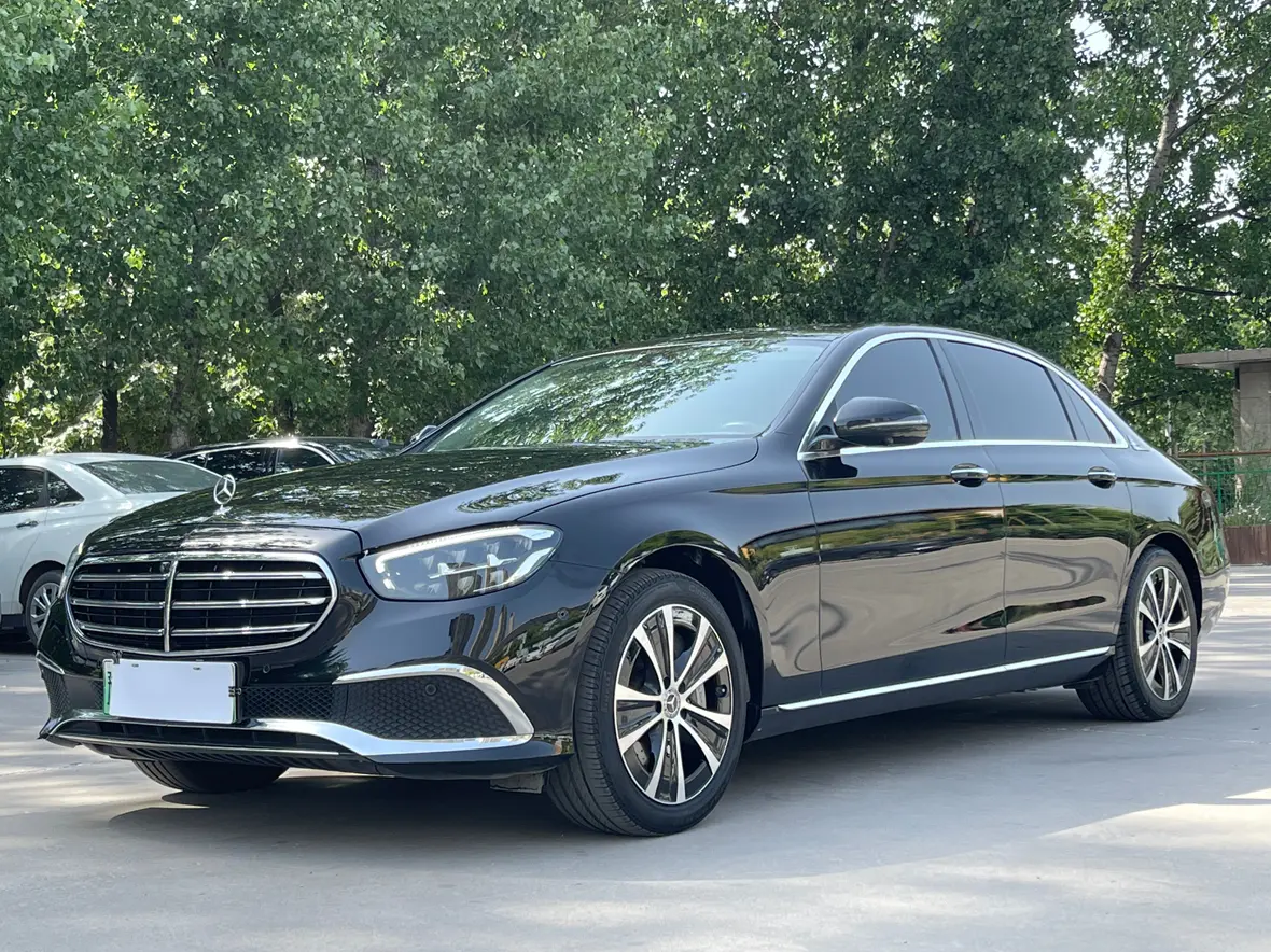 Mercedes-Benz E-Class PHEV