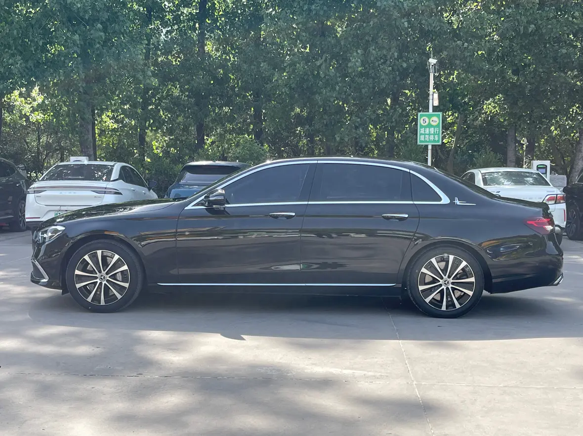 Mercedes-Benz E-Class PHEV
