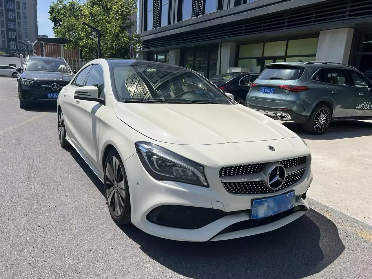 Mercedes-Benz CLA (Imported)