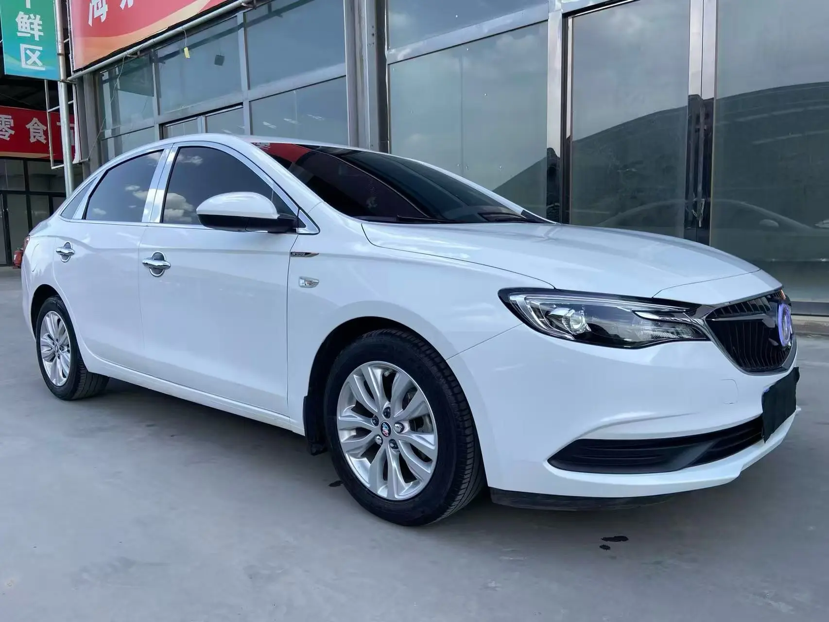 Buick Yinglang