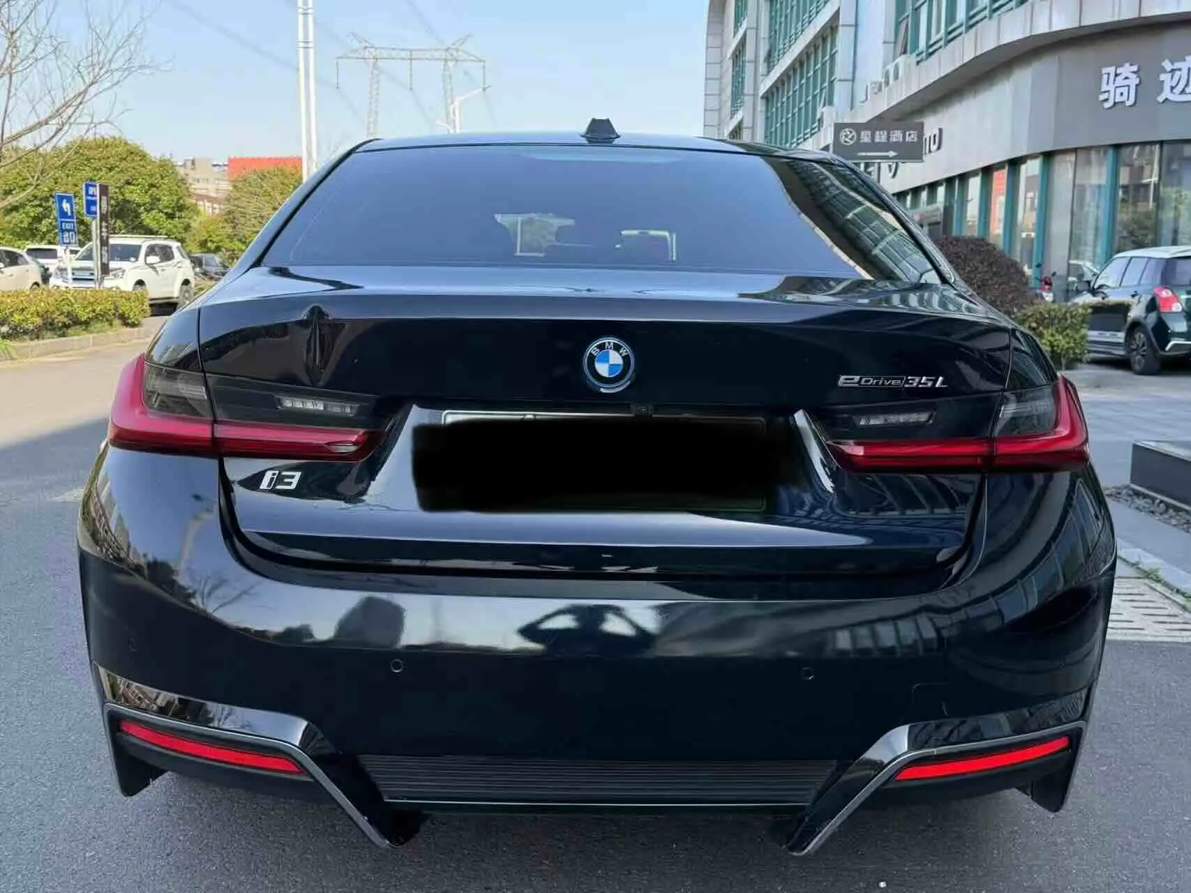 BMW i3