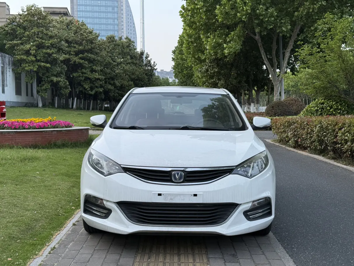 Changan Eado XT