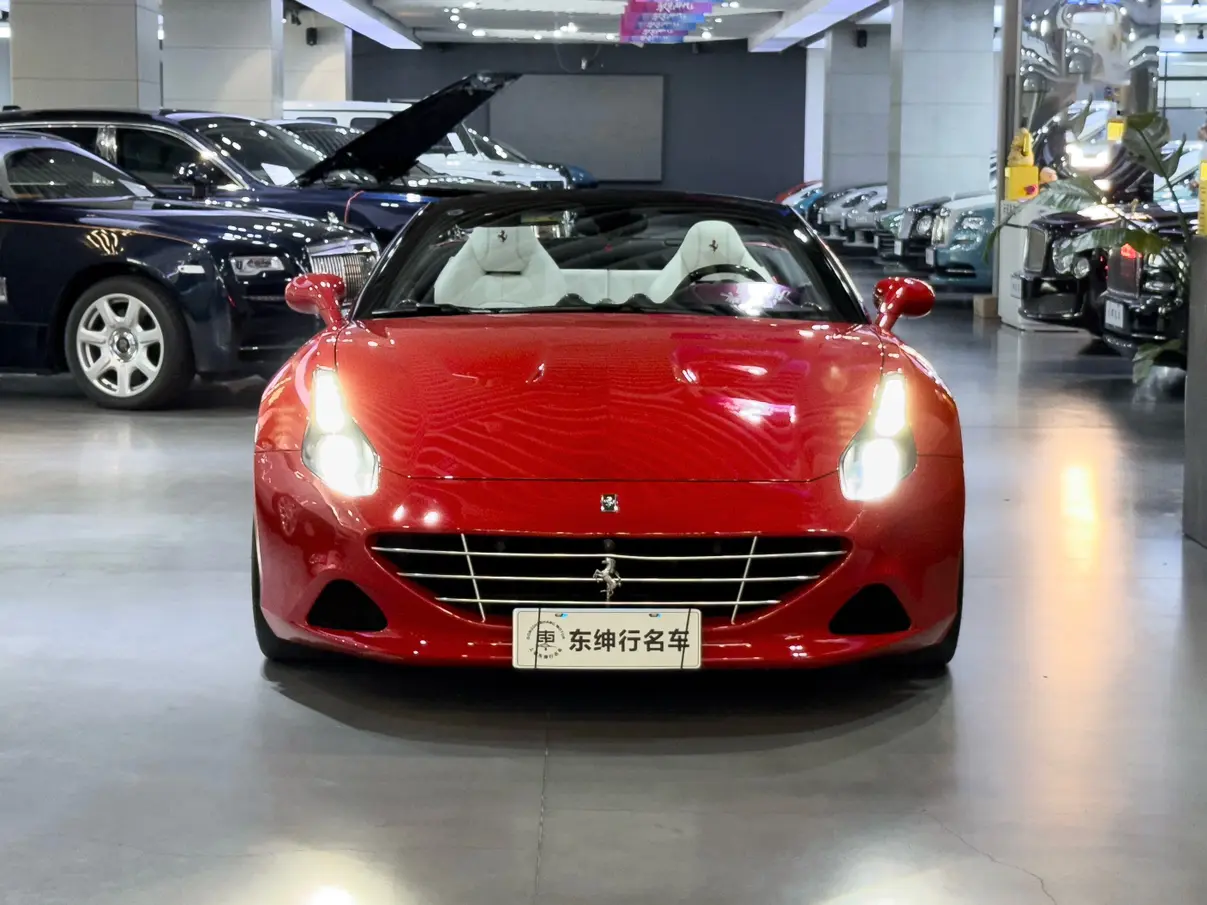 Ferrari California T