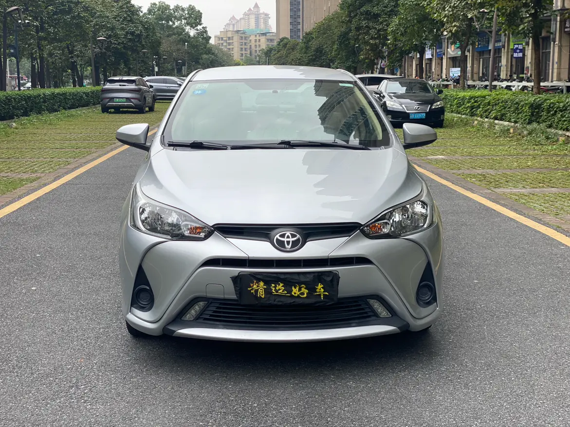 Toyota YARiS L Enjoy