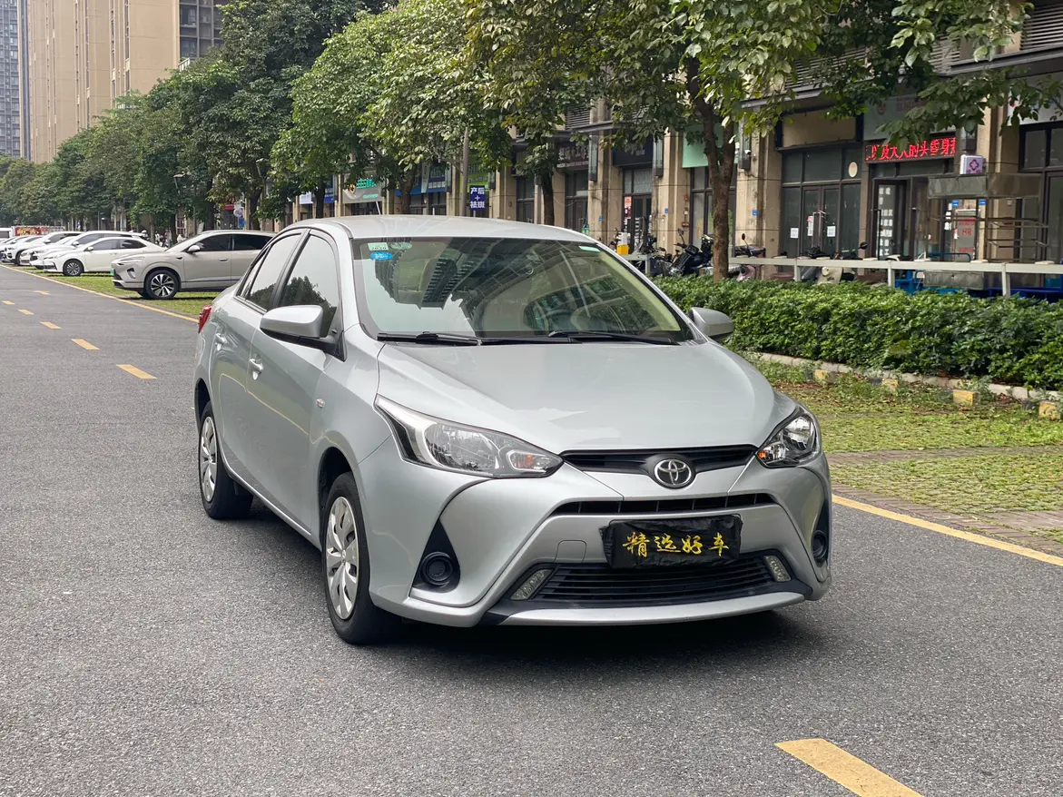 Toyota YARiS L Enjoy