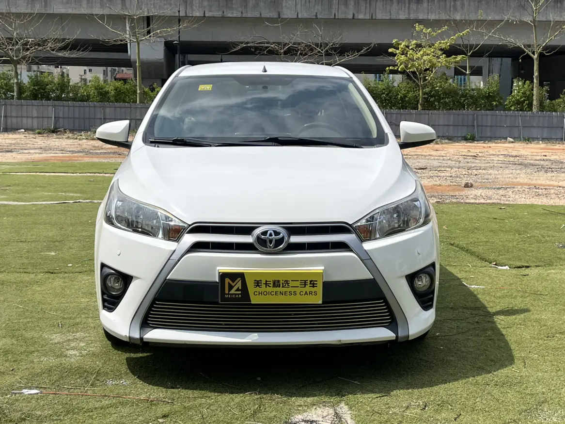 Toyota Yaris L