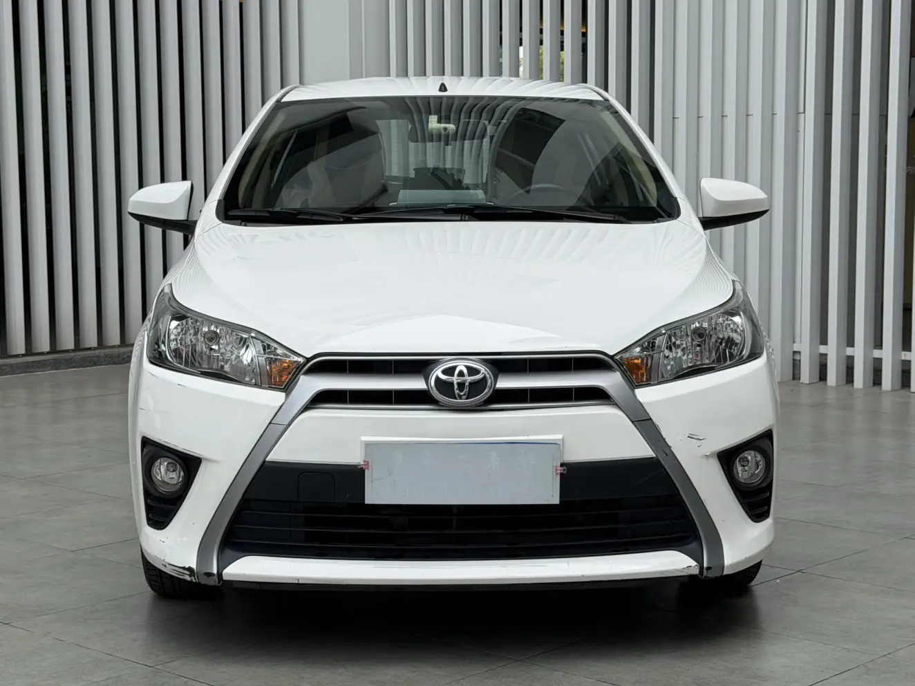 Toyota Yaris L