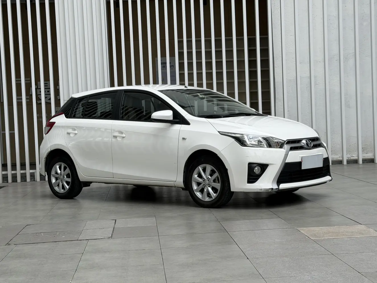 Toyota Yaris L
