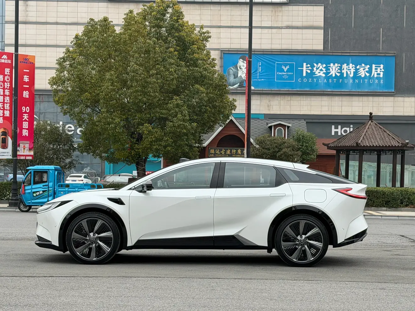 Toyota BZ