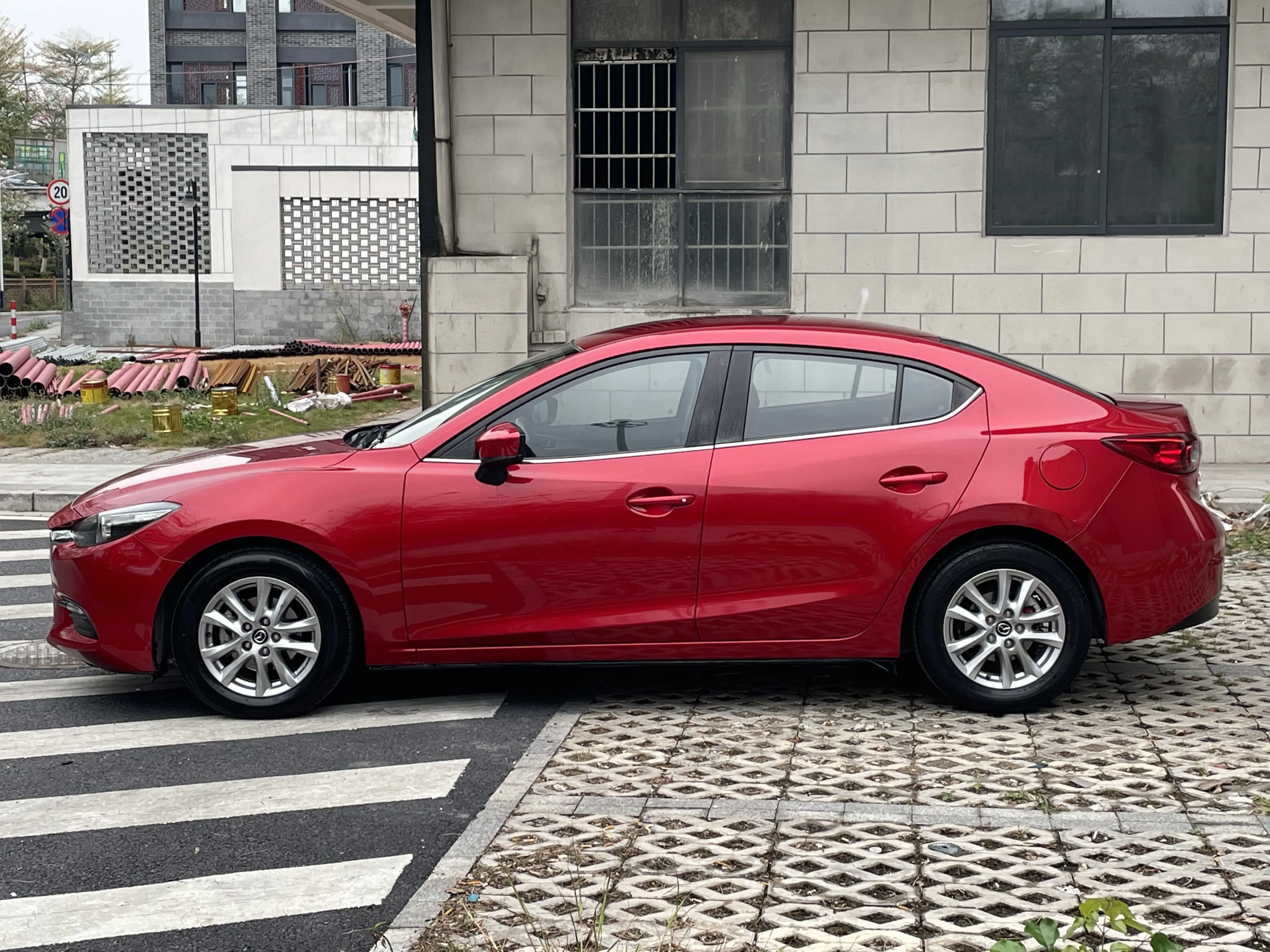 Mazda Axela