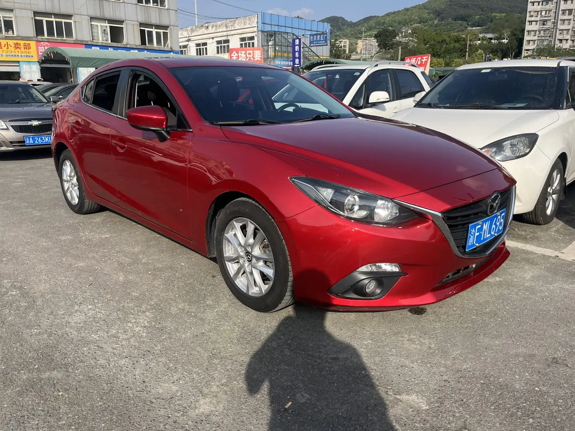 Mazda Axela