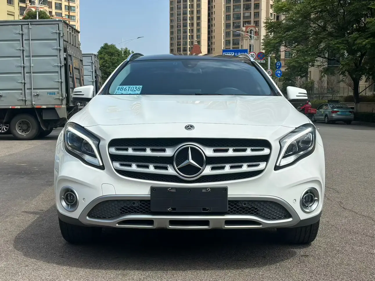 Mercedes-Benz GLA