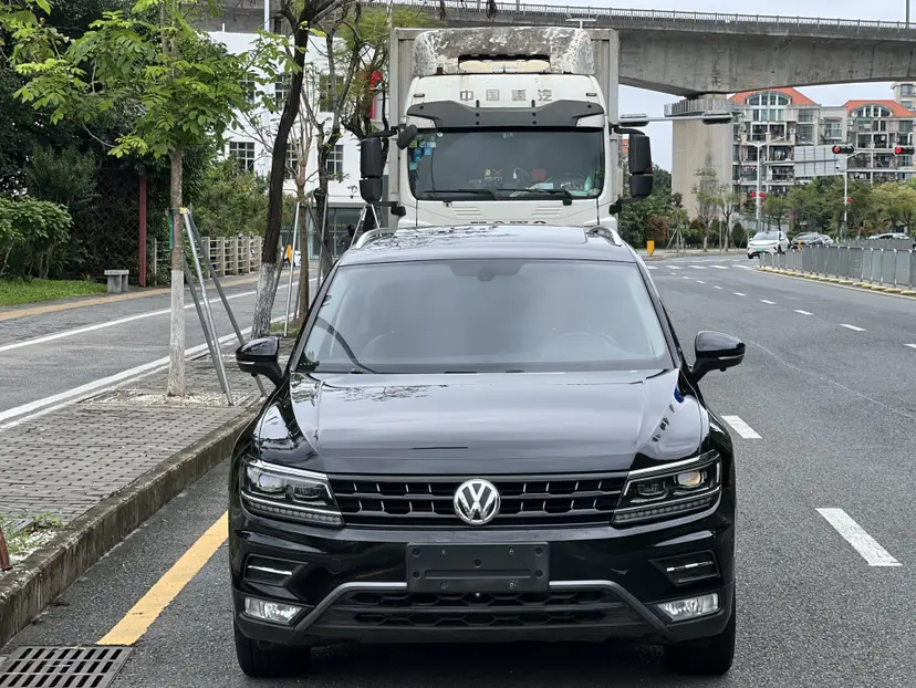 Volkswagen Tiguan L