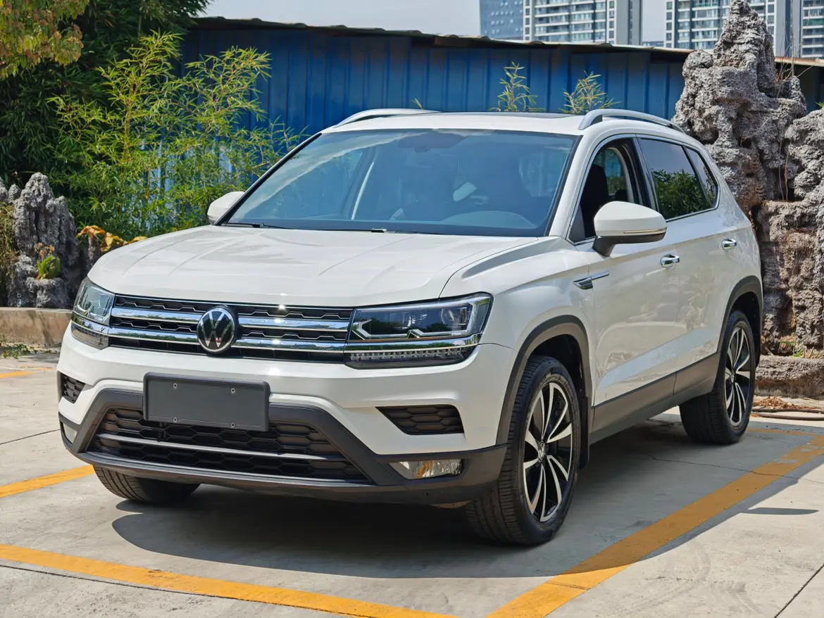 Volkswagen Tharu