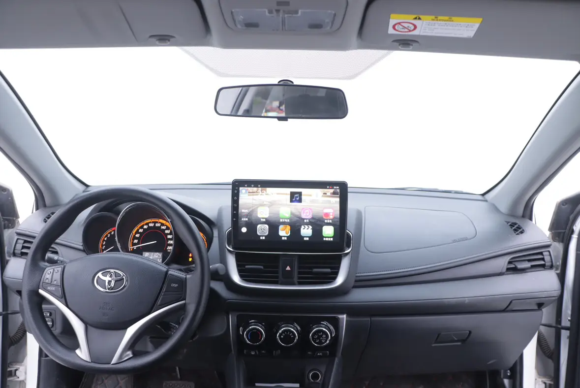 Toyota YARiS L Enjoy