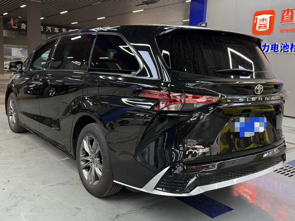 Toyota Sienna