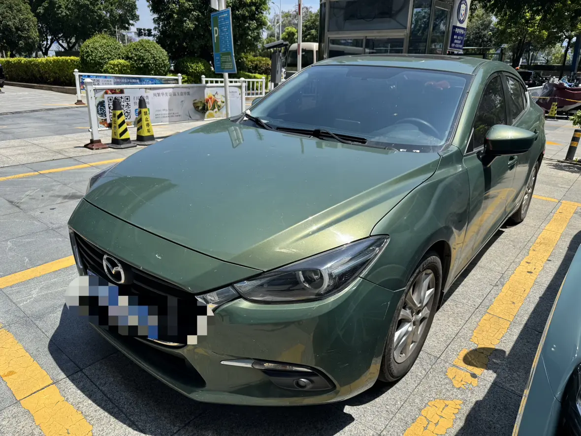 Mazda Axela