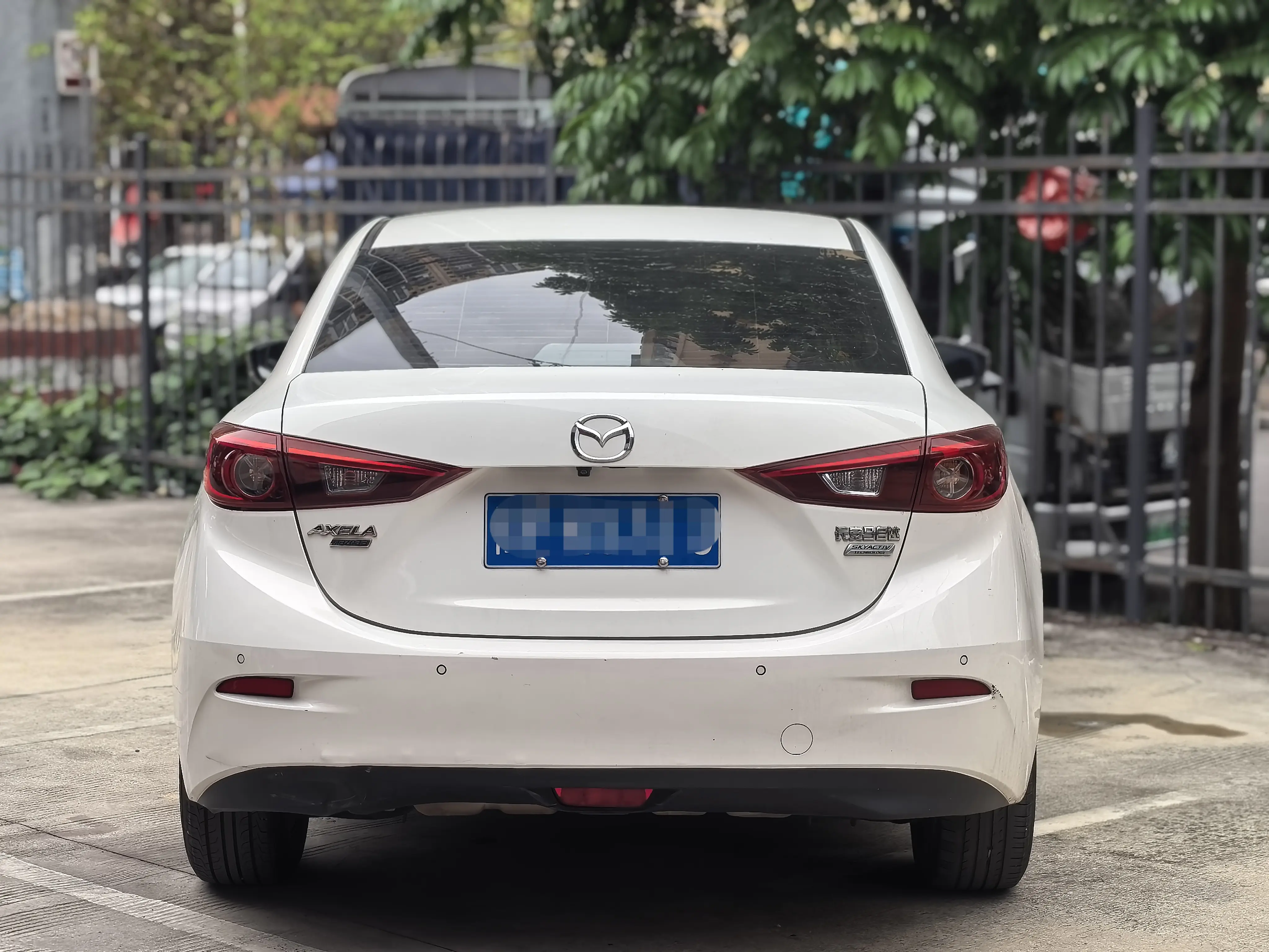 Mazda Axela