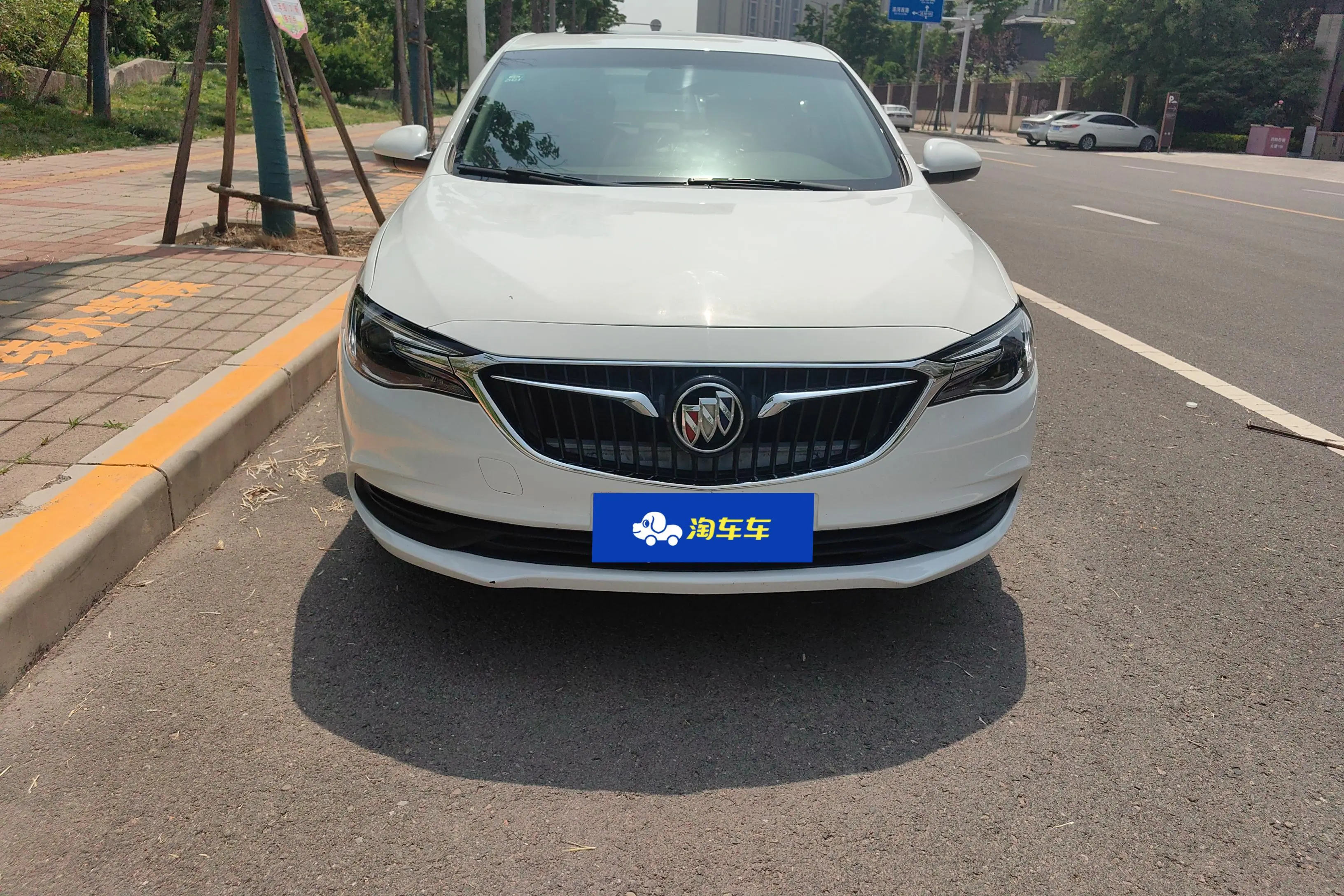Buick Yinglang