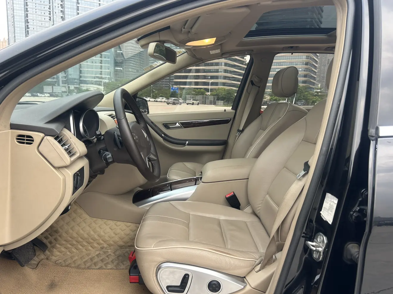 Mercedes-Benz R-Class