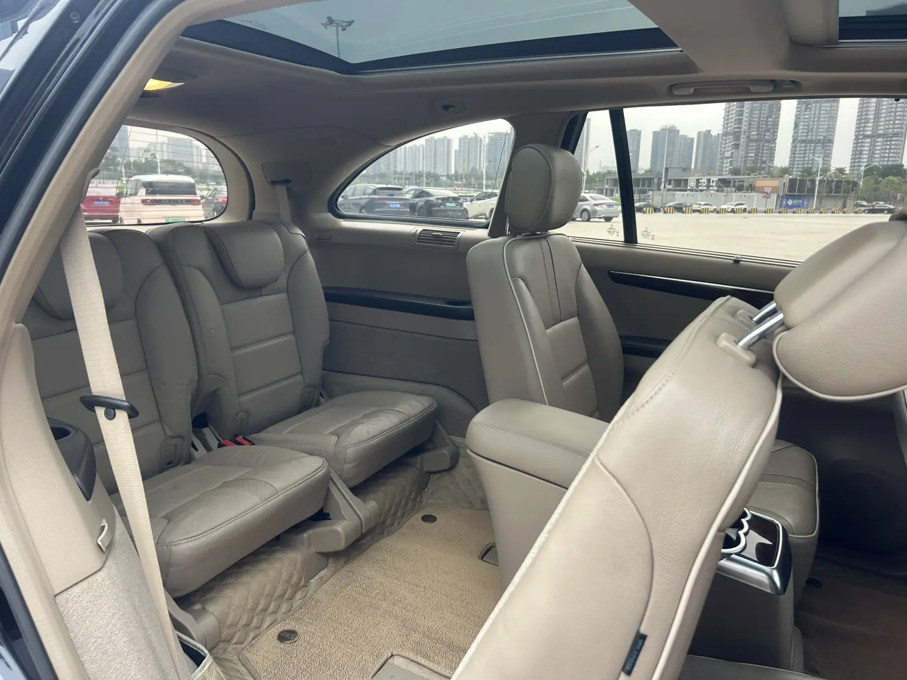 Mercedes-Benz R-Class