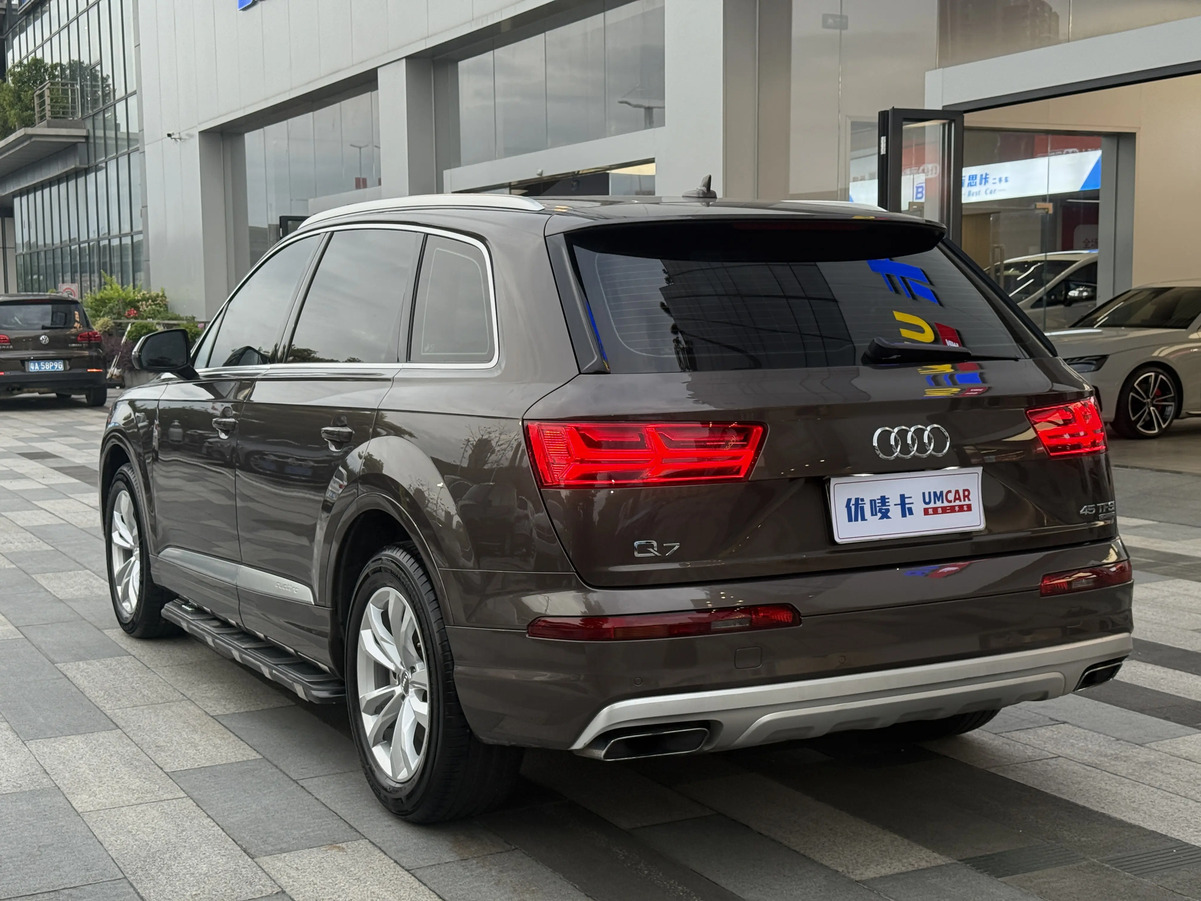 Audi Q7