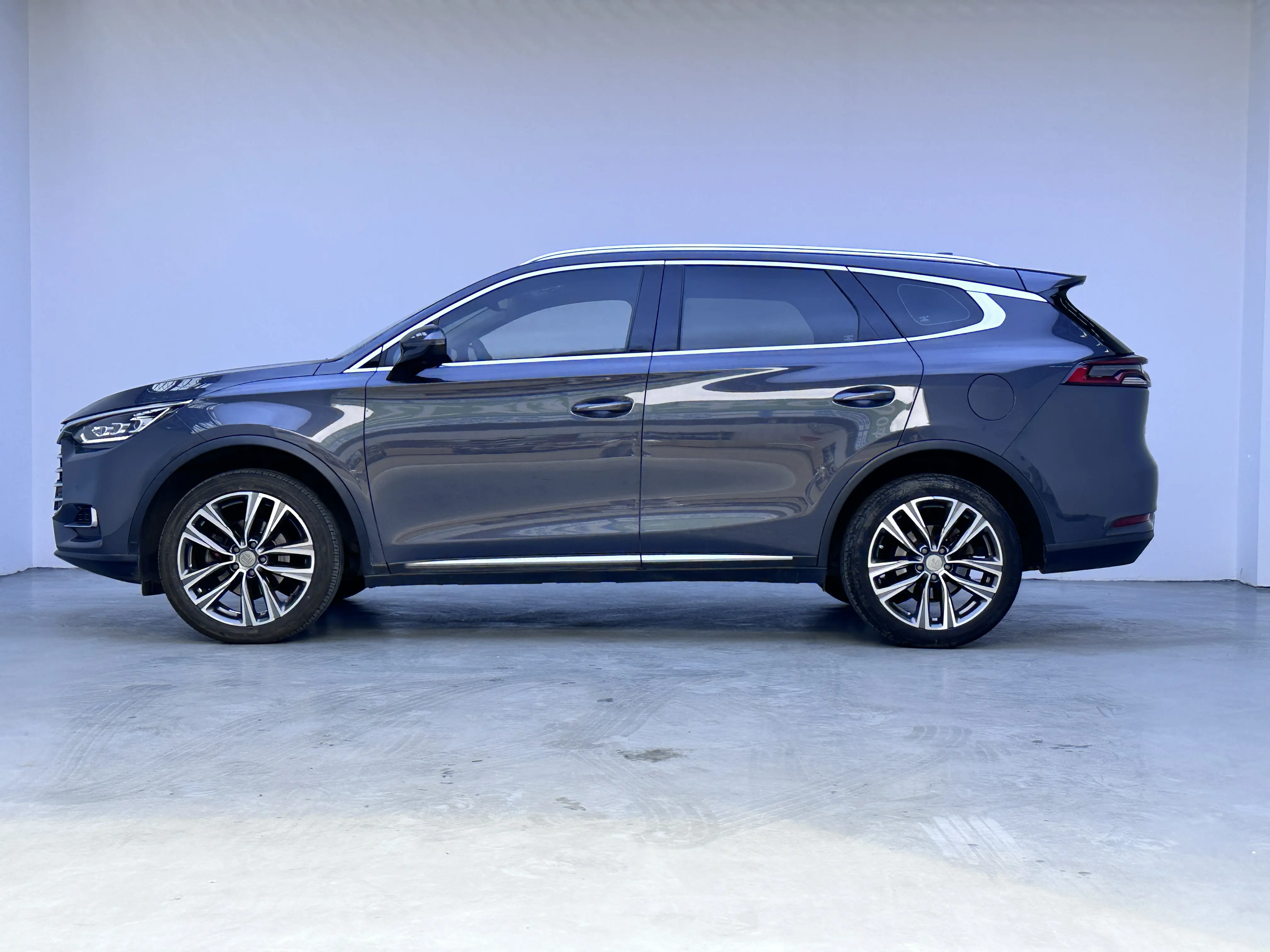 BYD Tang