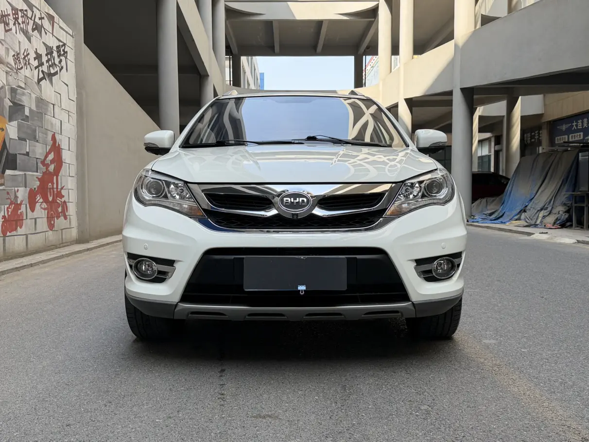 BYD S7