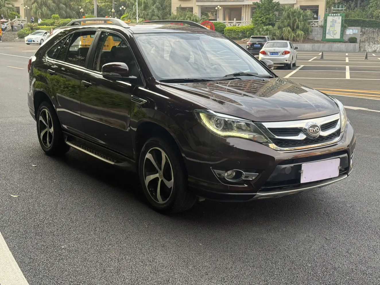 BYD S7