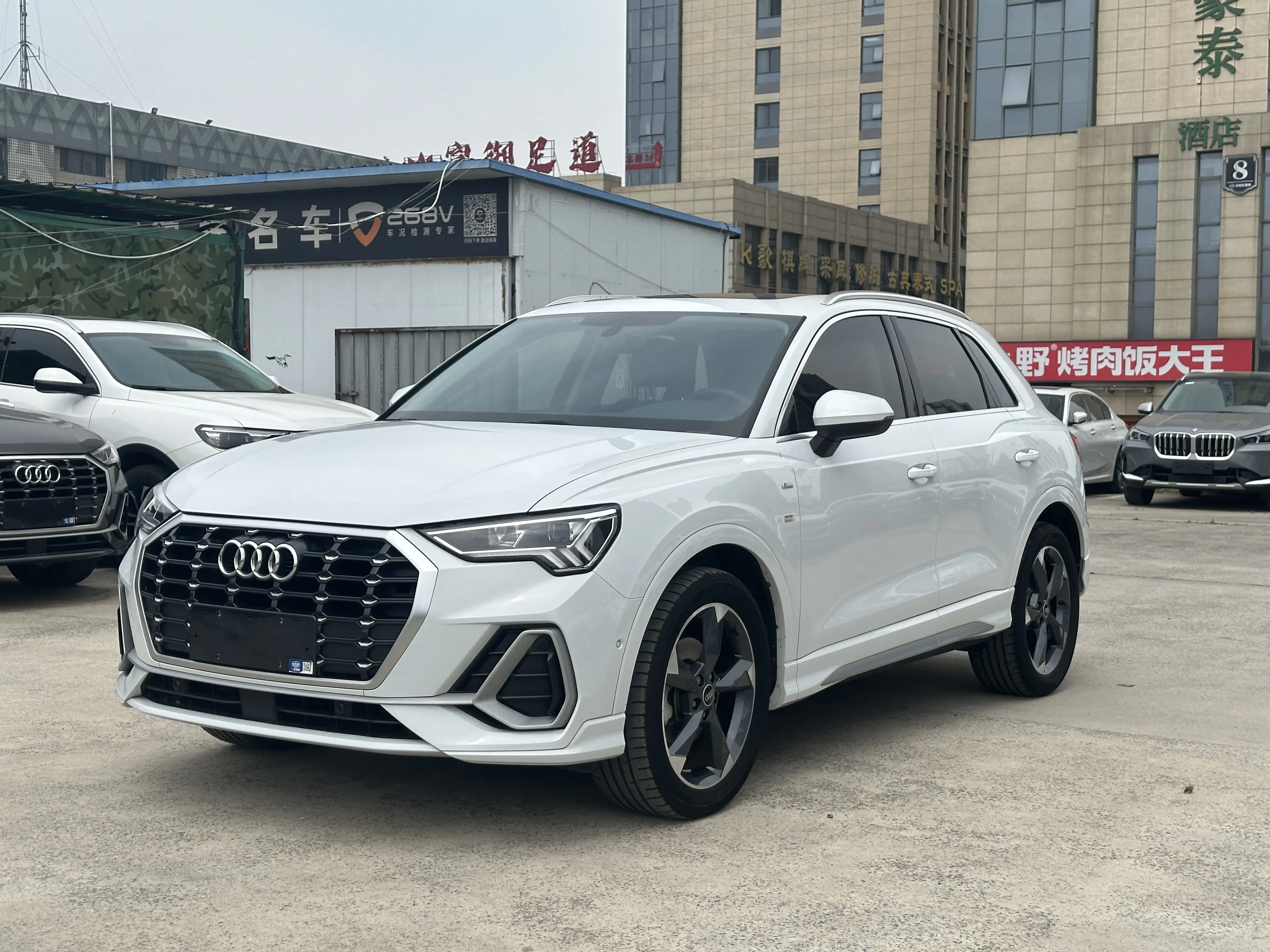 Audi Q3