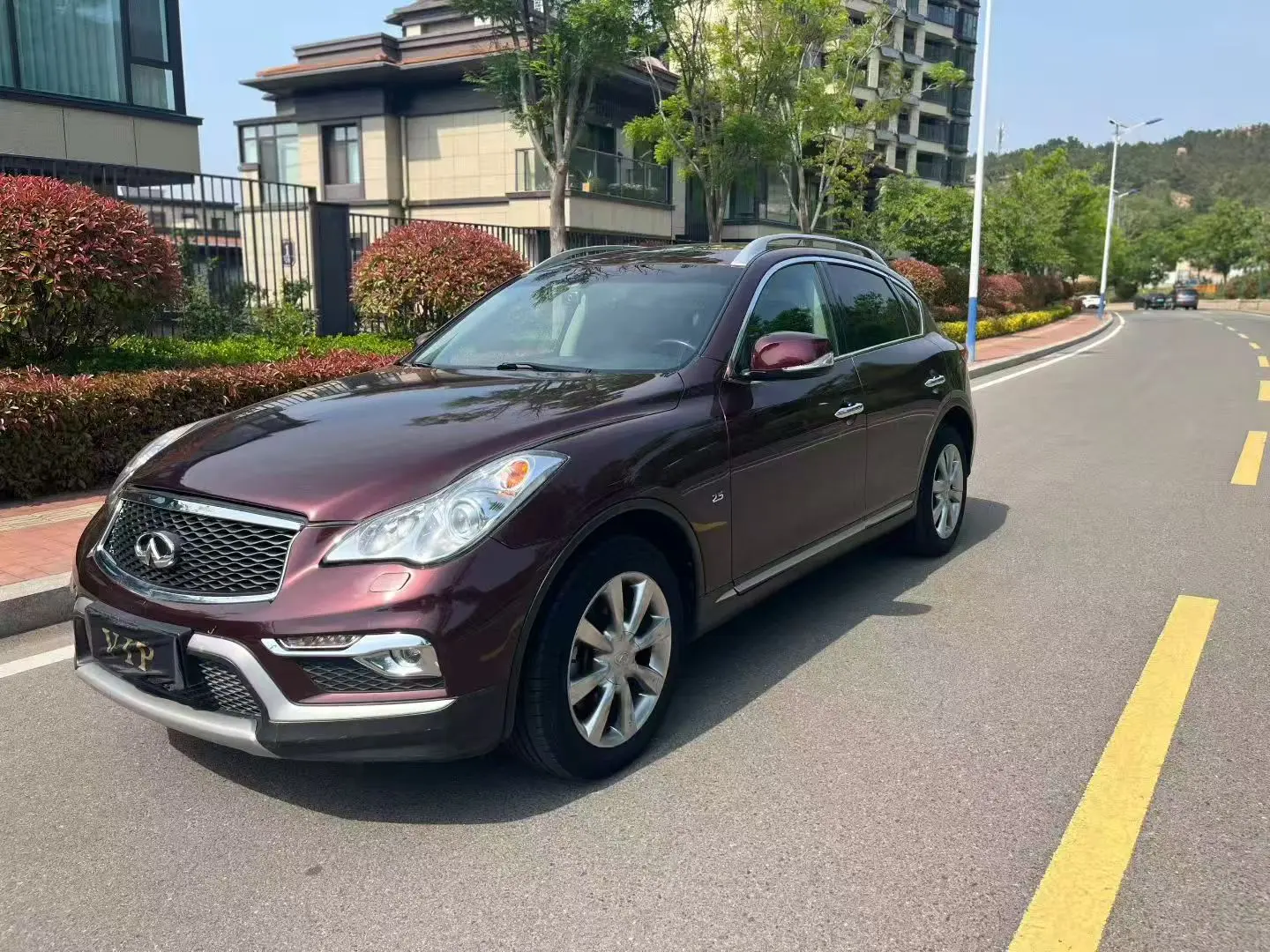Infiniti QX50