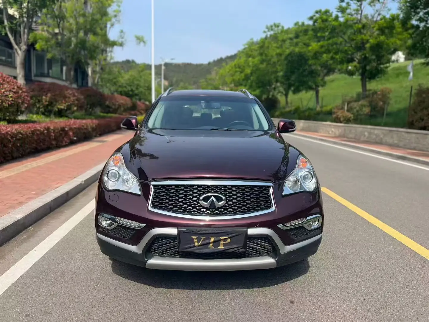 Infiniti QX50