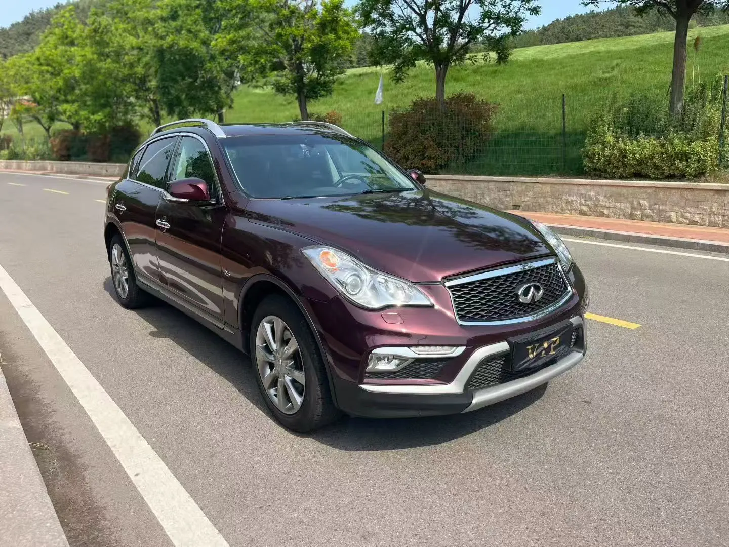 Infiniti QX50