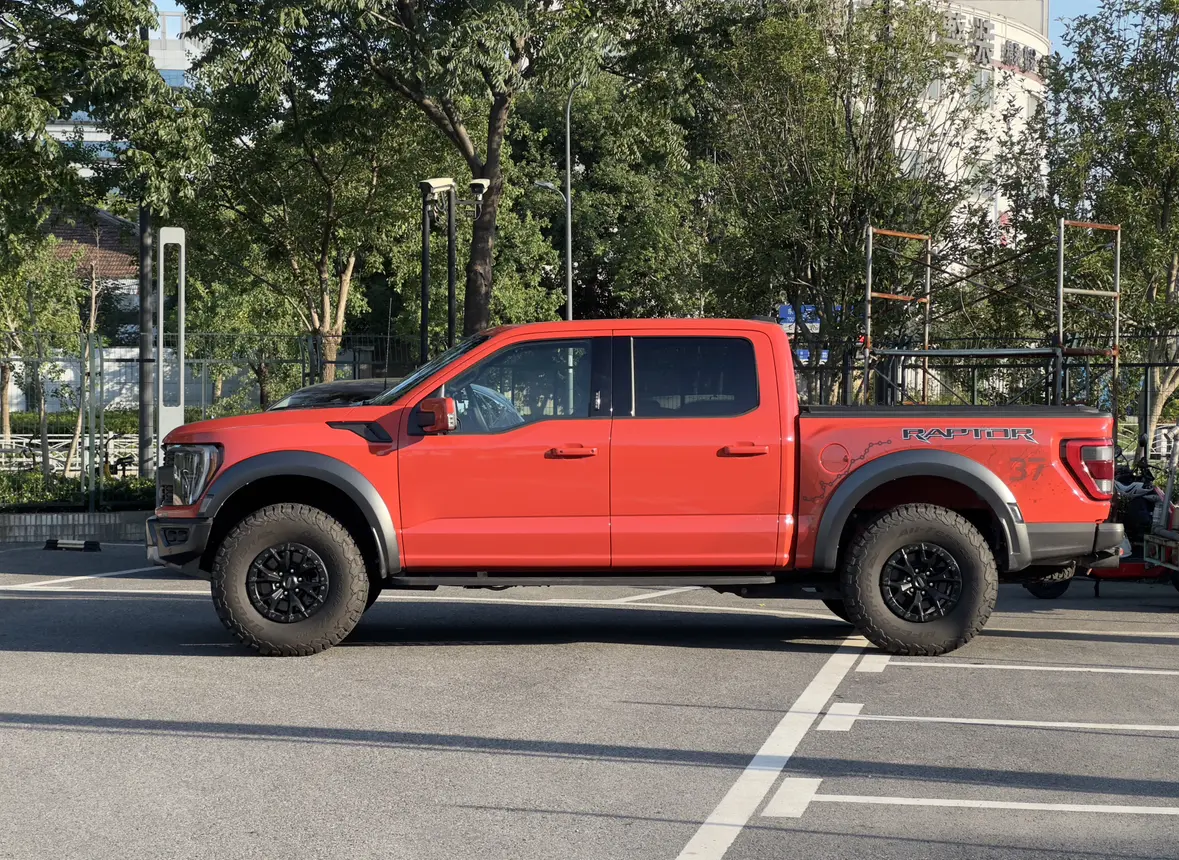 Ford F-150 Raptor