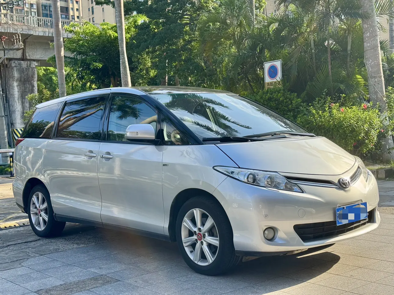 Toyota Previa
