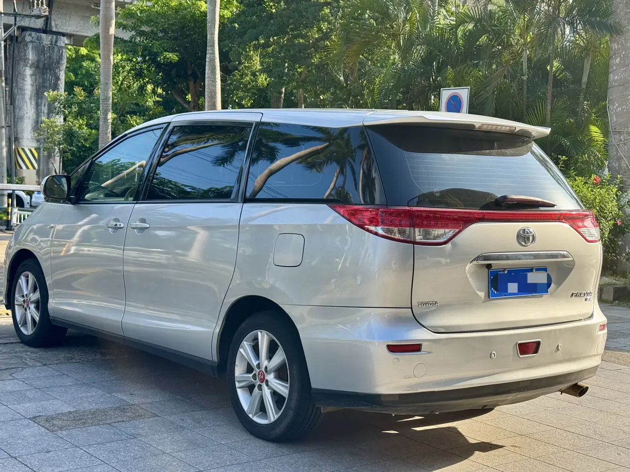 Toyota Previa