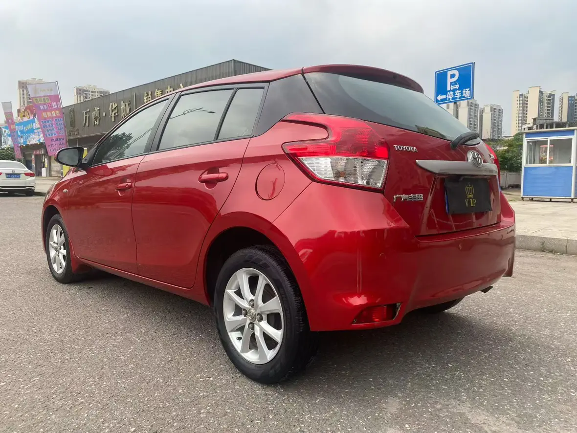 Toyota Yaris L