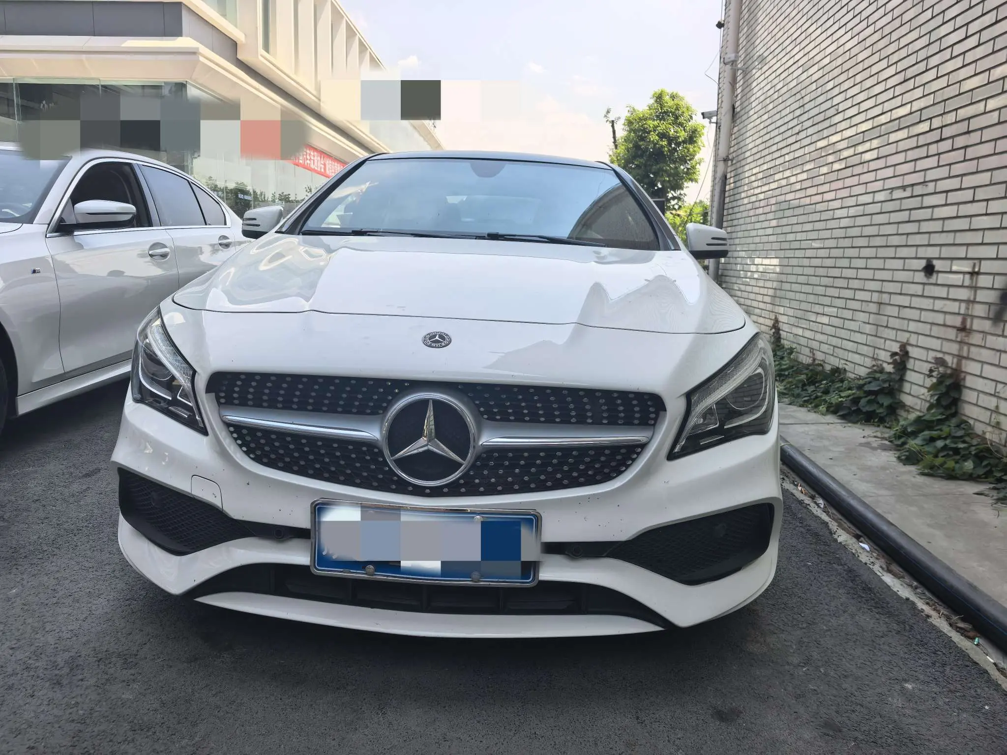 Mercedes-Benz CLA (Imported)