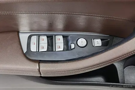 catalog-car-17